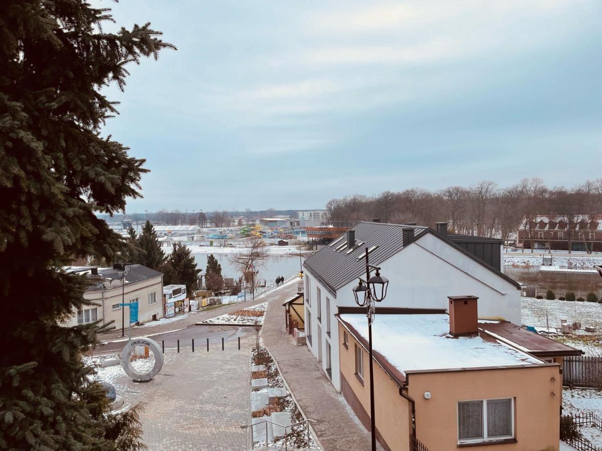 Pokoje Przy Bulwarach Uniejow Buitenkant foto